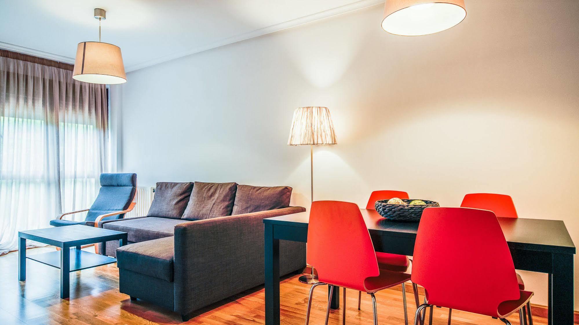 Apartamentos El Caxigu Аренас де Кабралес Екстериор снимка
